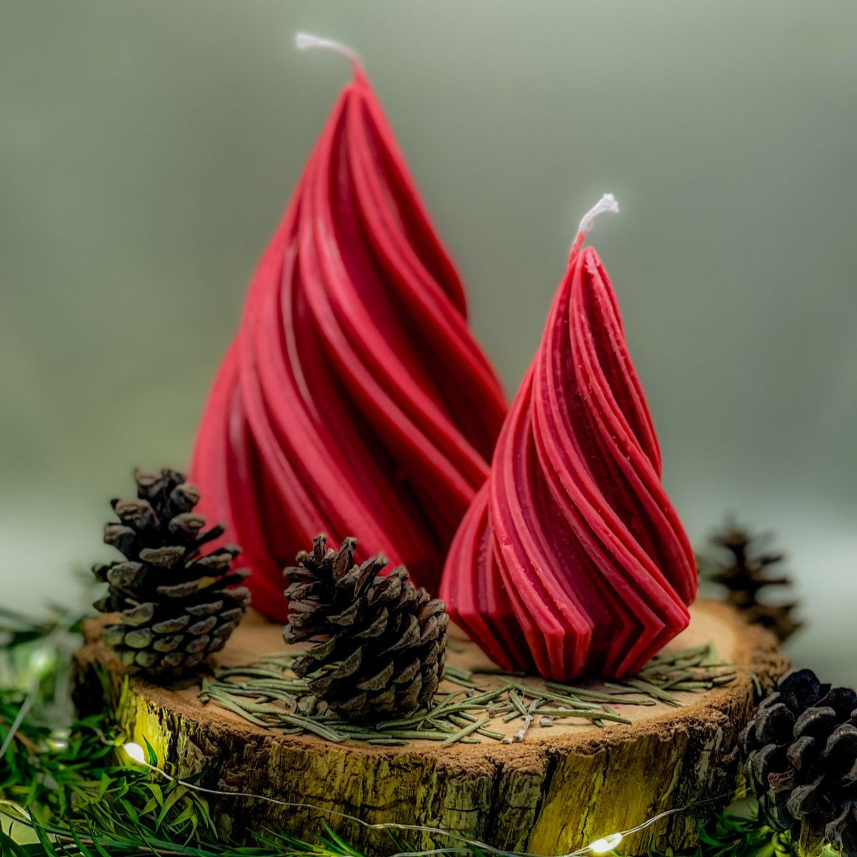 Vela árbol de navidad rojo